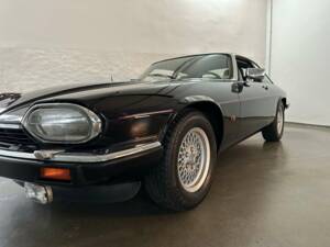 Image 2/20 of Jaguar XJS 4.0 (1991)