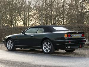 Imagen 8/36 de Aston Martin Virage Volante (1998)