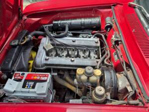 Image 40/50 de Alfa Romeo Giulia GT 1300 Junior (1971)