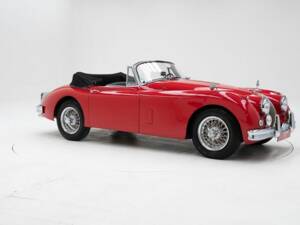 Image 3/15 of Jaguar XK 150 DHC (1961)