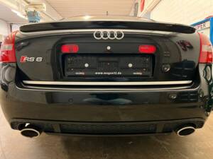 Image 15/17 of Audi RS6 (2004)
