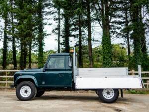 Image 24/27 of Land Rover Defender 130 Td5 (2017)