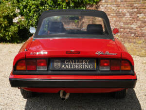 Image 6/50 of Alfa Romeo 2.0 Spider (1990)