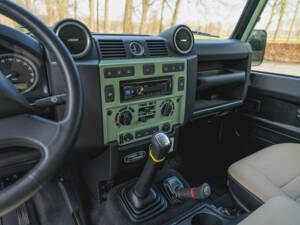 Bild 12/37 von Land Rover Defender (2016)