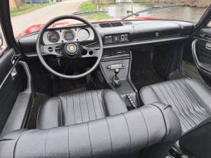 Image 10/14 of Peugeot 504 Convertible (1970)