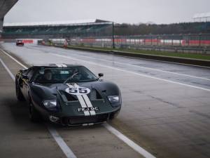 Image 9/31 of Ford GT40 (1965)