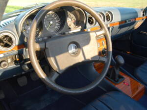 Image 73/87 of Mercedes-Benz 280 SL (1982)