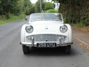 Imagen 2/15 de Triumph TR 3A (1960)