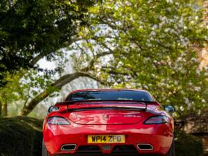 Image 28/50 of Mercedes-Benz SLS AMG GT &quot;Final Edition&quot; (2014)