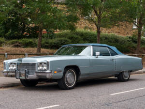 Image 7/30 of Cadillac Fleetwood Eldorado Convertible (1972)