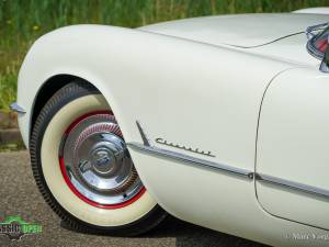 Image 40/42 of Chevrolet Corvette (1954)
