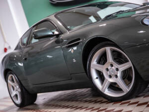 Image 7/26 of Aston Martin DB 7 Zagato (2004)