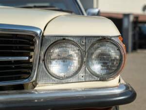 Bild 23/50 von Mercedes-Benz 450 SLC (1972)