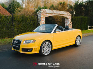 Image 2/49 de Audi RS4 (2006)