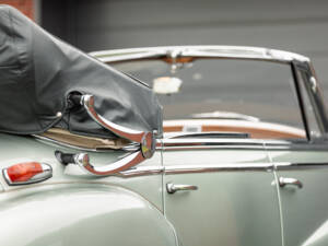 Image 11/31 of Mercedes-Benz 300 c Cabriolet D (1956)