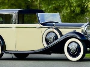 Immagine 2/50 di Rolls-Royce 20&#x2F;25 Sedanca de Ville (1934)