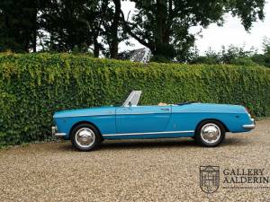 Bild 25/50 von Peugeot 404 Cabriolet (1966)