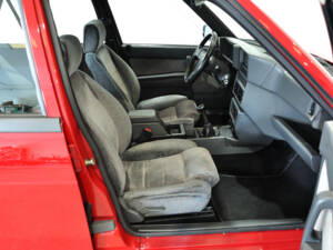 Image 37/39 de Alfa Romeo 75 2.0 Twin Spark (1990)