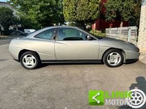Image 3/10 of FIAT Coupé 2.0 20V (1997)