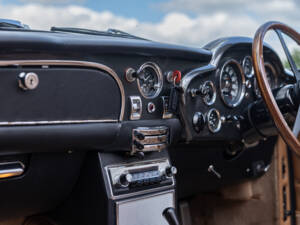 Imagen 57/68 de Aston Martin DB 6 Volante (1967)