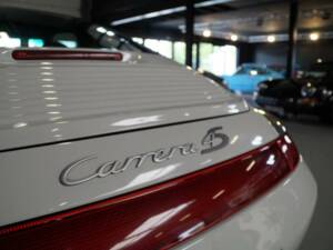 Imagen 15/50 de Porsche 911 Carrera 4 (2002)