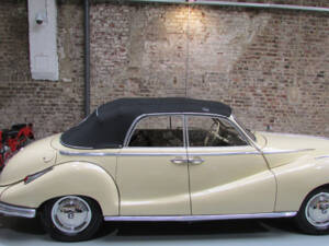 Imagen 4/19 de BMW 502 Baur (1954)