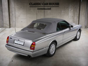 Image 77/77 of Bentley Azure (2001)