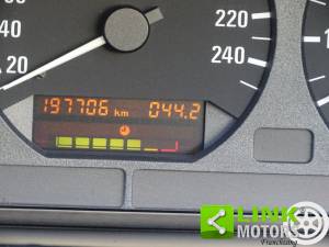 Bild 9/10 von BMW Z3 1.9 (1997)