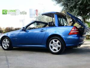Bild 4/10 von Mercedes-Benz SLK 200 Kompressor (2000)