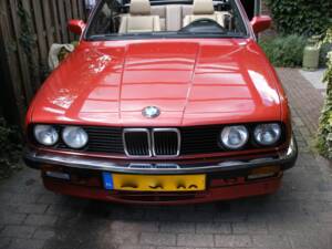 Image 10/13 de BMW 325i (1986)