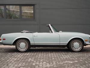 Image 3/50 of Mercedes-Benz 280 SL (1968)