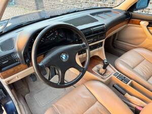 Immagine 12/99 di BMW 735i (1988)