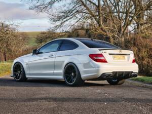 Imagen 3/40 de Mercedes-Benz C 63 AMG (2013)