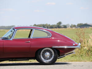 Image 22/50 de Jaguar Type E 3.8 (1964)