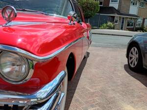 Afbeelding 10/52 van Buick Special Riviera Coupé (1958)