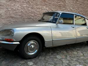 Image 5/68 of Citroën DS 23 Pallas IE (1973)