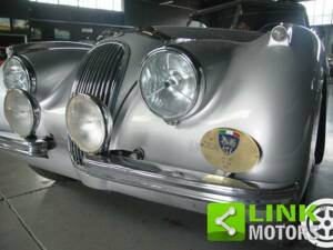 Image 9/10 of Jaguar XK 120 SE OTS (1954)