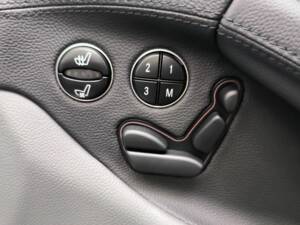 Imagen 27/58 de Mercedes-Benz SL 350 (2005)