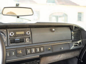 Image 40/53 of Citroën DS 23 Pallas (1972)