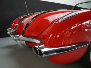 Image 37/50 of Chevrolet Corvette (1958)