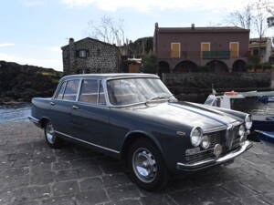 Immagine 16/19 di Alfa Romeo 2600 Berlina (1966)