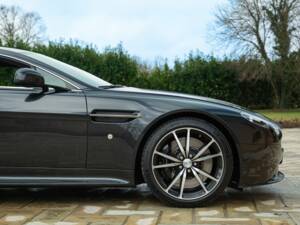 Afbeelding 26/50 van Aston Martin V8 Vantage S (2013)