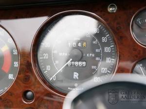 Image 15/50 of Rolls-Royce Corniche I (1972)