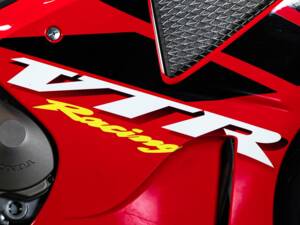 Bild 9/42 von Honda DUMMY (2000)
