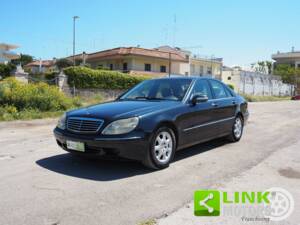 Imagen 1/10 de Mercedes-Benz S 320 (2000)