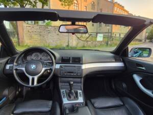 Bild 15/18 von BMW 330Ci (2001)