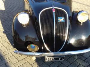Image 2/17 of FIAT 500 A Topolino (1939)