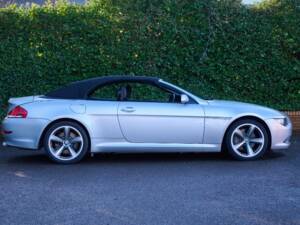 Immagine 2/50 di BMW 630i (2008)