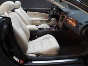 Immagine 44/65 di Jaguar XKR (2009)