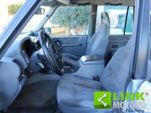 Bild 7/10 von Land Rover Discovery TDi (1996)